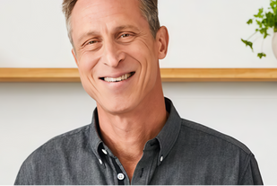 DR. MARK HYMAN